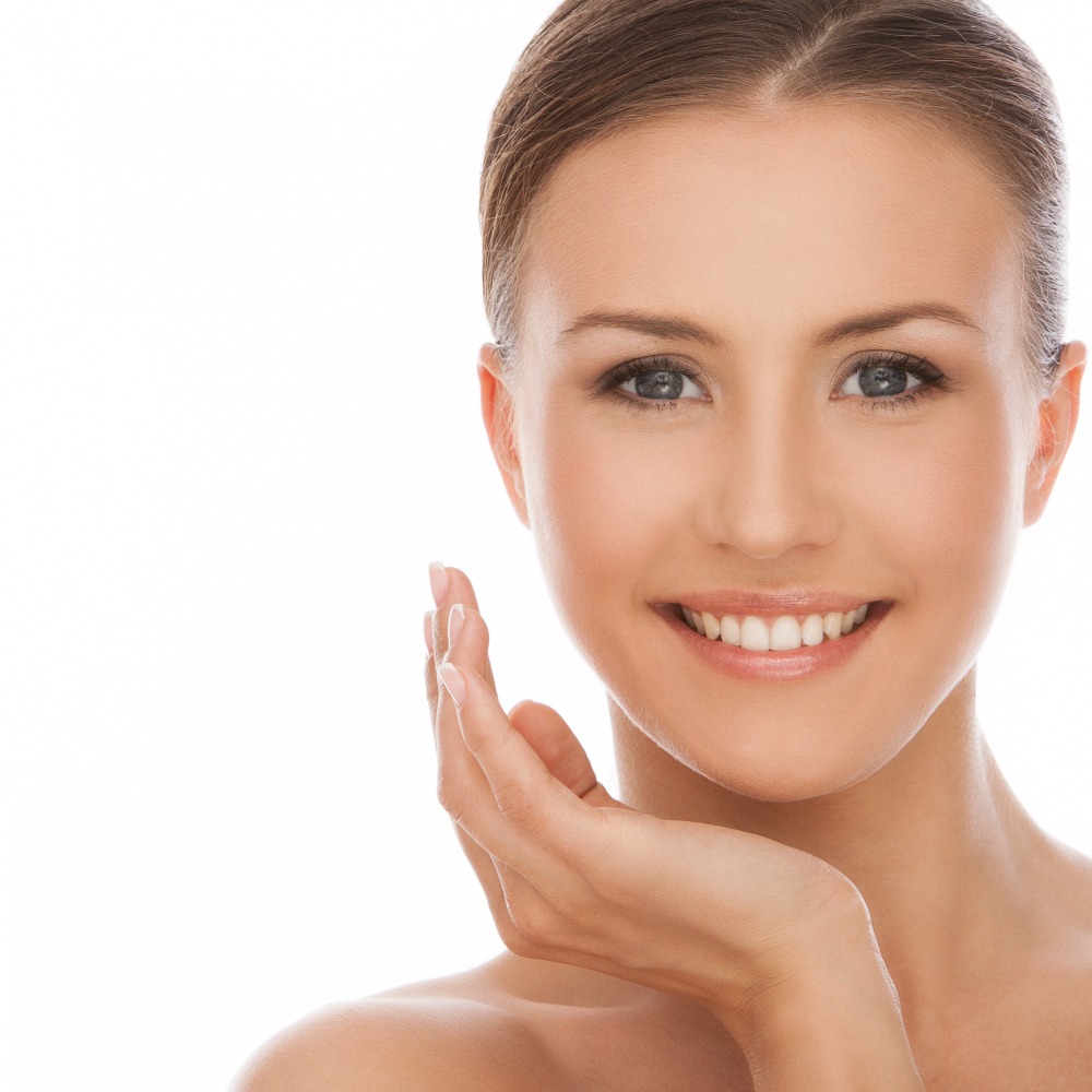 Achieving a Radiant Hollywood Smile: Transformative Dental Solutions in Dubai